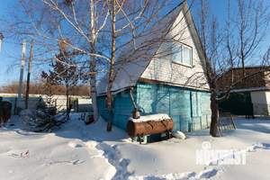 Дом 42м&sup2;, 2-этажный, участок 6 сот.  