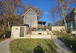 Дом 80м&sup2;, 2-этажный, участок 80 сот.  