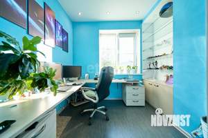 Дом 240м&sup2;, 3-этажный, участок 10 сот.  