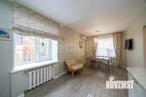 Дом 321м&sup2;, 2-этажный, участок 10 сот.  