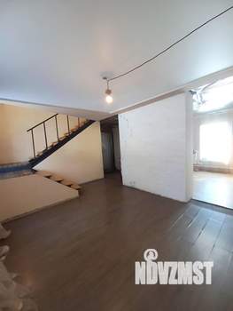 Коттедж 120м&sup2;, 2-этажный, участок 6 сот.  