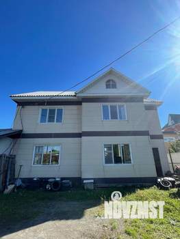 Коттедж 214м², 2-этажный, участок 10 сот.  