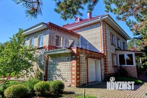 Дом 321м², 2-этажный, участок 10 сот.  