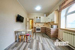 Дом 130м², 3-этажный, участок 6 сот.  
