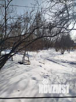 Дом 25м&sup2;, 2-этажный, участок 35 сот.  