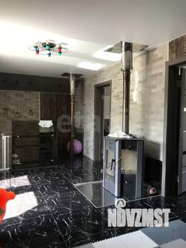 Дом 100м&sup2;, 2-этажный, участок 20 сот.  