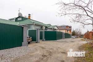 Коттедж 384м&sup2;, 2-этажный, участок 10 сот.  