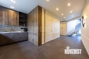 Дом 212м&sup2;, 2-этажный, участок 10 сот.  