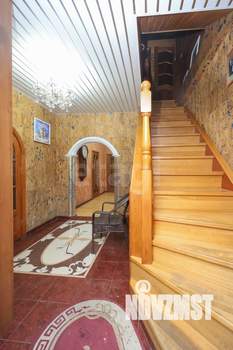 Дом 191м&sup2;, 2-этажный, участок 9 сот.  