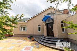 Коттедж 340м², 2-этажный, участок 19 сот.  