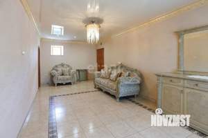 Дом 446м², 2-этажный, участок 12 сот.  