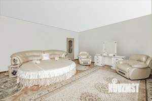 Коттедж 390м², 3-этажный, участок 18 сот.  