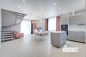 Коттедж 160м², 2-этажный, участок 7 сот.  