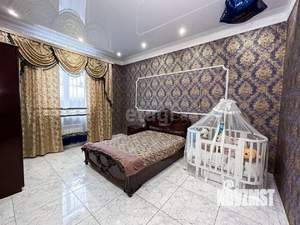 Коттедж 280м², 2-этажный, участок 6 сот.  