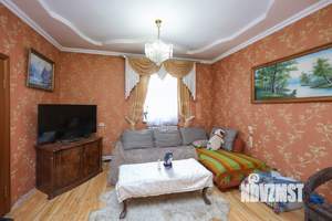 Дом 191м&sup2;, 2-этажный, участок 9 сот.  