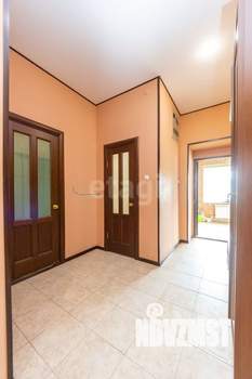 Дом 250м&sup2;, 2-этажный, участок 10 сот.  