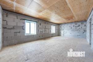 Дом 180м², 2-этажный, участок 9 сот.  