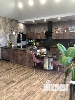 Дом 177м², 2-этажный, участок 11 сот.  