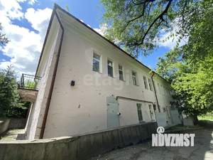 Дом 720м&sup2;, 2-этажный, участок 31 сот.  