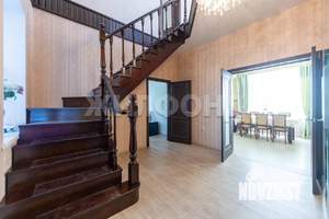 Коттедж 160м², 2-этажный, участок 20 сот.  