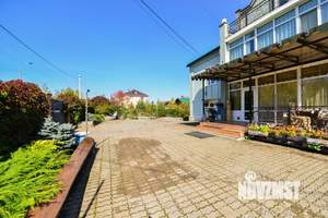 Коттедж 450м², 4-этажный, участок 16 сот.  