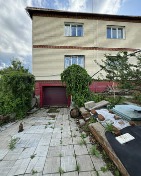 Дом 274м², 3-этажный, участок 10 сот.  