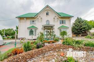 Коттедж 390м&sup2;, 3-этажный, участок 18 сот.  