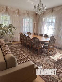 Коттедж 343м&sup2;, 2-этажный, участок 11 сот.  