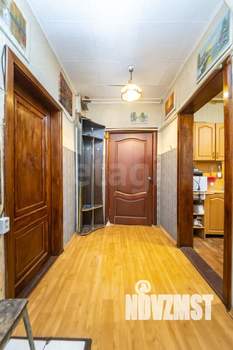 Дом 65м&sup2;, 1-этажный, участок 9 сот.  