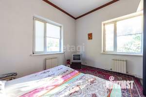 Коттедж 268м², 2-этажный, участок 25 сот.  