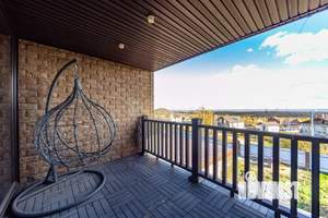 Дом 217м&sup2;, 2-этажный, участок 10 сот.  