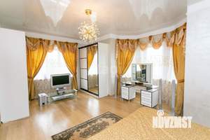 Дом 234м², 2-этажный, участок 8 сот.  