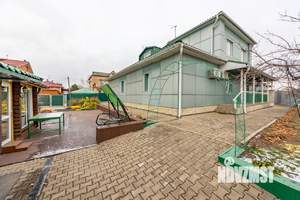 Коттедж 384м&sup2;, 2-этажный, участок 10 сот.  