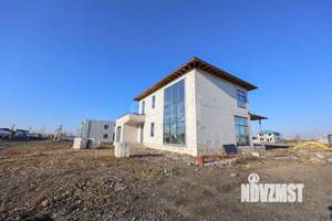 Дом 217м&sup2;, 2-этажный, участок 14 сот.  