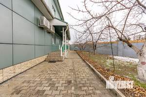 Коттедж 384м&sup2;, 2-этажный, участок 10 сот.  