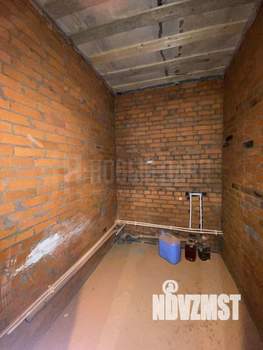 Дом 90м&sup2;, 2-этажный, участок 10 сот.  