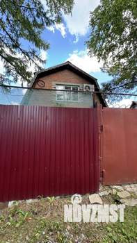 Дом 60м², 2-этажный, участок 8 сот.  