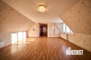 Дом 107м², 2-этажный, участок 1 сот.  