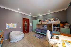 Коттедж 216м&sup2;, 2-этажный, участок 15 сот.  