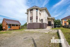 Коттедж 160м&sup2;, 2-этажный, участок 11 сот.  