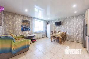 Коттедж 99м&sup2;, 2-этажный, участок 10 сот.  