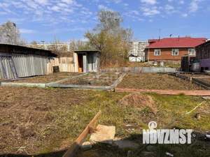 Дом 40м², 2-этажный, участок 6 сот.  