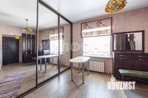 Коттедж 326м&sup2;, 2-этажный, участок 18 сот.  