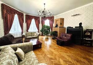 Дом 360м², 2-этажный, участок 20 сот.  