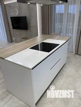 Коттедж 215м², 2-этажный, участок 14 сот.  