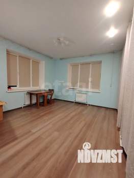 Дом 216м&sup2;, 3-этажный, участок 10 сот.  