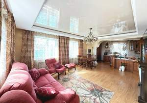 Дом 250м&sup2;, 2-этажный, участок 7 сот.  