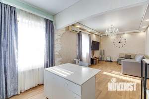 Дом 121м&sup2;, 2-этажный, участок 10 сот.  