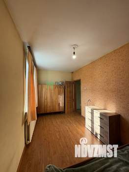 Коттедж 274м², 3-этажный, участок 10 сот.  