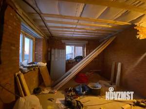 Дом 90м&sup2;, 2-этажный, участок 10 сот.  